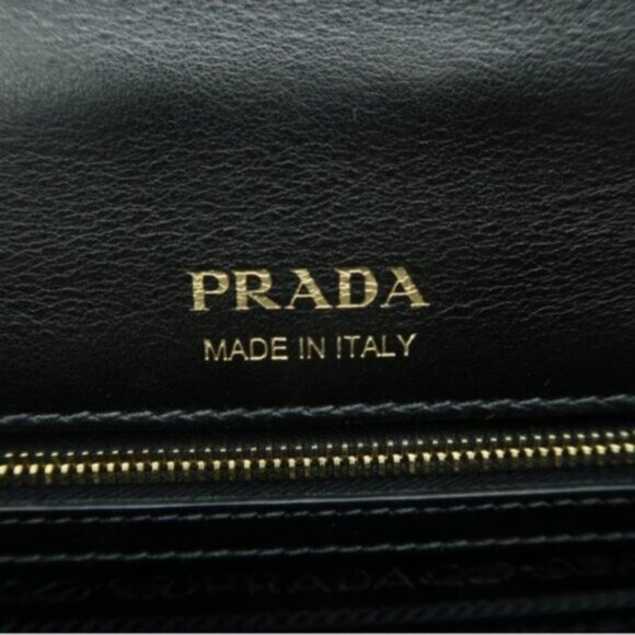 Authentic Prada Cahier Ribbon Mulitcolor Leather Shoulder Bag 550-100125 - Picture 10 of 12